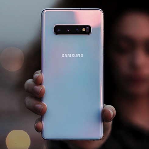 Samsung Galaxy S10 Plus Review 2